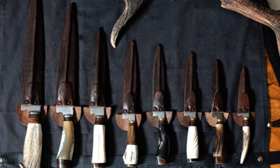 Cuchillos de acero al carbono, hojas de 10 a 30 cm.