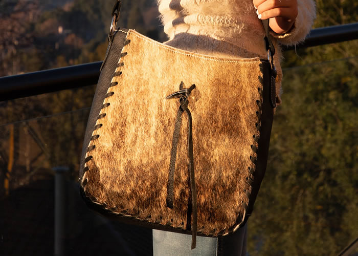 Cartera "Trenzada con Flecos Pelo". CART 02 - Imagen 6